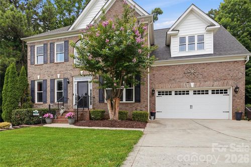 112 Millwood Dr, Fort Mill, SC, 29715-8356 | Card Image