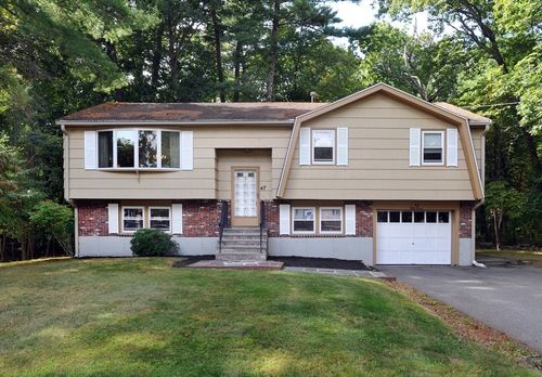 47 Daniel Dr, Abington, MA, 02351-1507 | Card Image