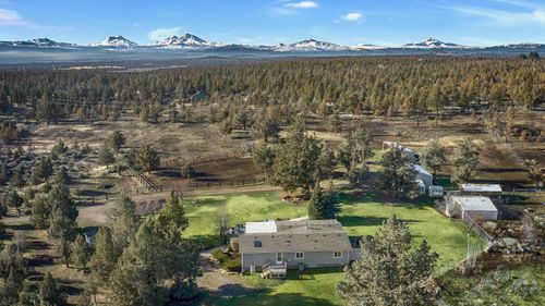 69975 Holmes Rd, Sisters, OR, 97759-9706 | Card Image