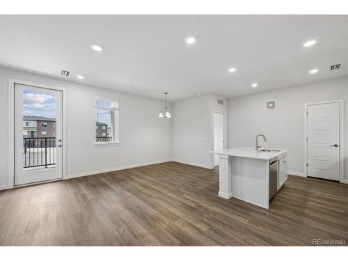 2-210-485 Interlocken Blvd, Broomfield, CO, 80021-5220 | Card Image