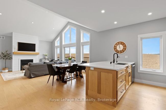 13 Jonathan Cres, House other with 4 bedrooms, 3 bathrooms and 4 parking in Mildmay ON | Image 19
