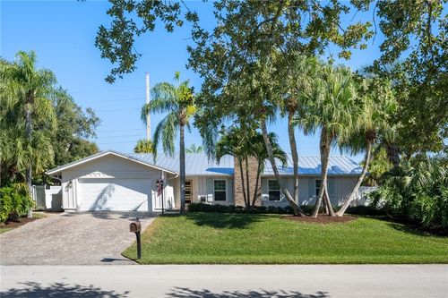 970 Windsong Way, Vero Beach, FL, 32963-2543 | Card Image