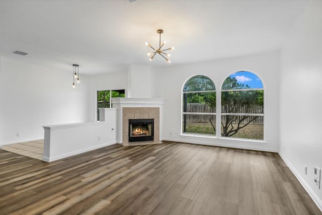 17028 Jigsaw Pathway, House other with 4 bedrooms, 2 bathrooms and 4 parking in Round Rock TX | Image 9