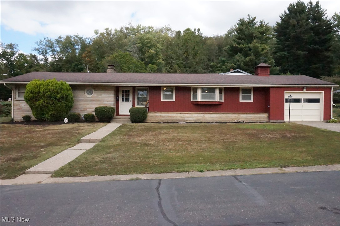 Miller Dr, Millersburg, OH 44654
