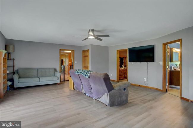 18759 Amberson Rd, House other with 4 bedrooms, 2 bathrooms and null parking in SPRING RUN PA | Image 12