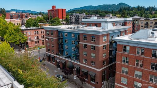 unit-305-960 Harris Ave, Bellingham, WA, 98225-7009 | Card Image