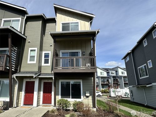 a-17541 110th Ave E, Puyallup, WA, 98374-1017 | Card Image