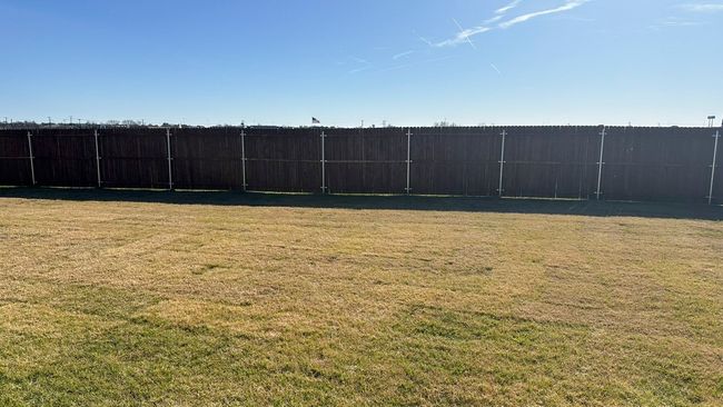 3725 Pilatus Ave, House other with 2 bedrooms, 2 bathrooms and null parking in Corsicana TX | Image 6