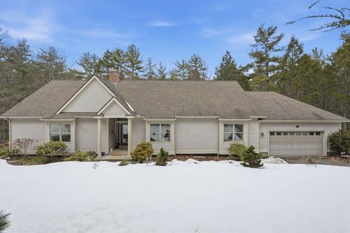 16 N Valley Rd, Pelham, MA, 01002 | Card Image