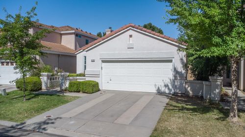 9109 Trumbauer Way, Elk Grove, CA, 95758-7434 | Card Image