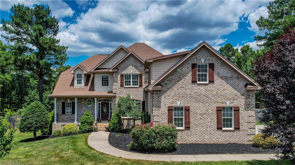 Gadwall Dr, Greensboro, NC 27455