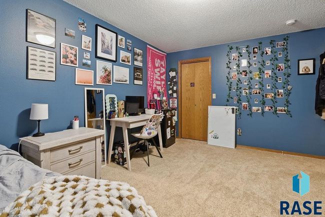 3518 S Matthew Dr, House other with 4 bedrooms, 3 bathrooms and null parking in Sioux Falls SD | Image 10