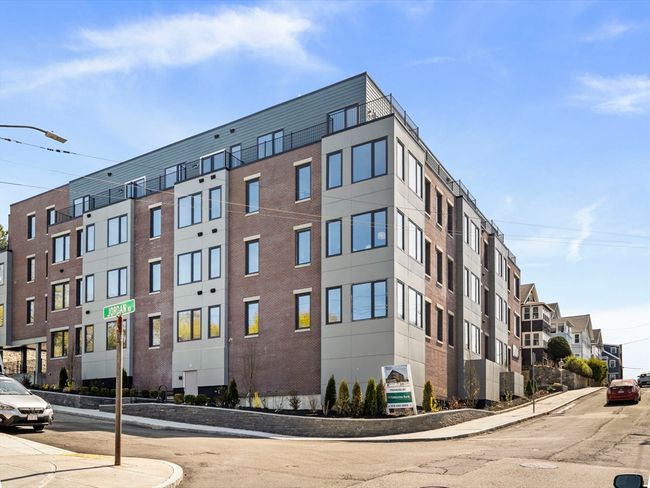 APT-207 - 249 Corey Rd, Condo with 2 bedrooms, 2 bathrooms and 1 parking in Boston MA | Image 37