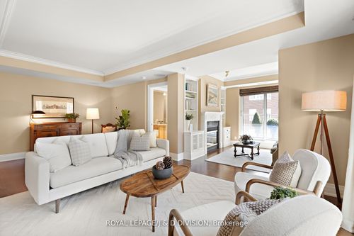 303-33 Delisle Ave, Toronto, ON, M4V3C7 | Card Image