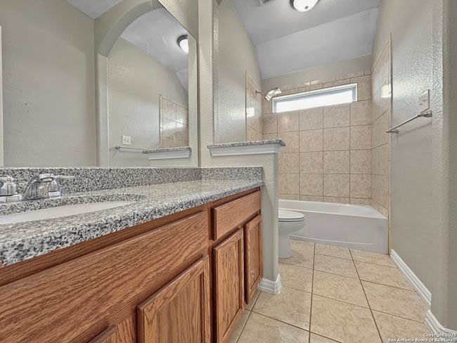220 Scenic Hills Dr, House other with 4 bedrooms, 2 bathrooms and null parking in La Vernia TX | Image 13