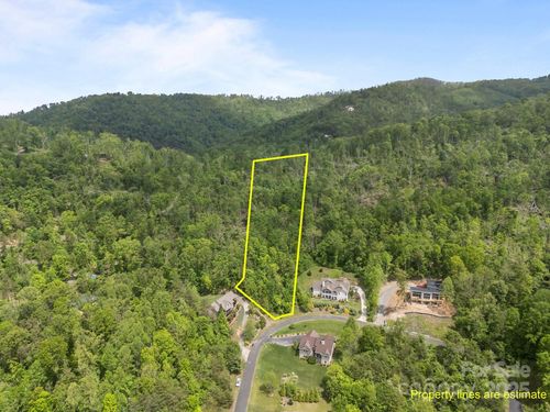 255-46 Hawtree Ct, Weaverville, NC, 28787-8806 | Card Image
