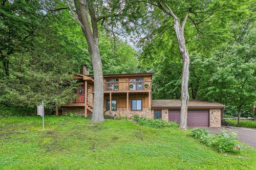 6680 Lotus Trl, Chanhassen, MN, 55317-9575 | Card Image