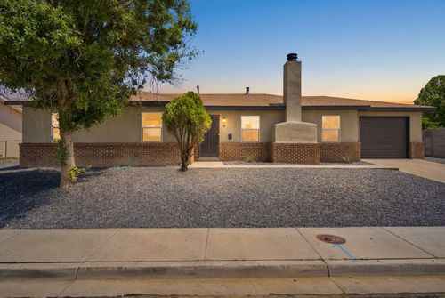 848 Gallahad St Sw, Los Lunas, NM, 87031-9152 | Card Image