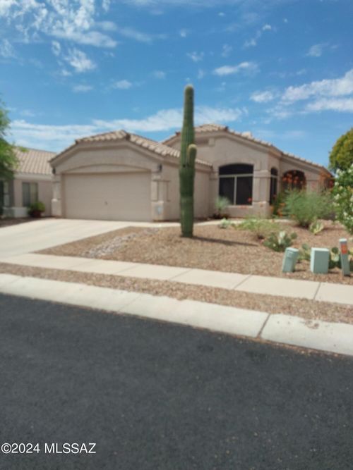 9674 E Country Court, Tucson, AZ, 85749 | Card Image
