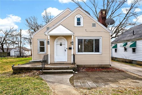 2822 W Hillcrest Avenue, Dayton, OH, 45406 | Card Image