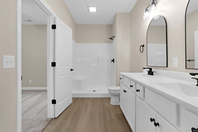 SUITE-1 - 1627 Theo Drive, Condo with 3 bedrooms, 2 bathrooms and null parking in Evansville IN | Image 17