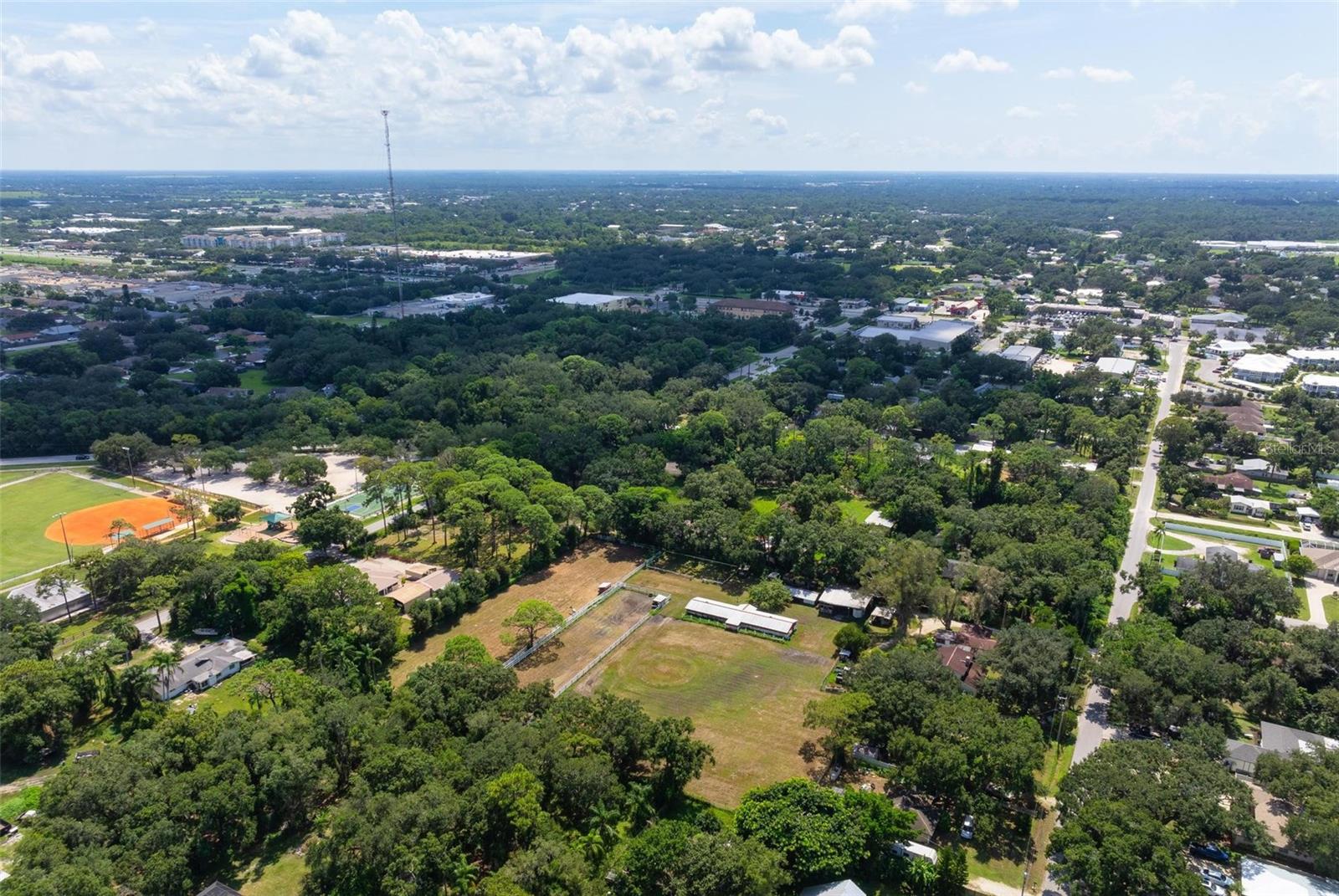 Houle Ave, Sarasota, FL 34232
