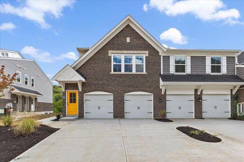 4-300-4662 Bentwood Hills Dr, Wilder, KY, 41071-8858 | Card Image
