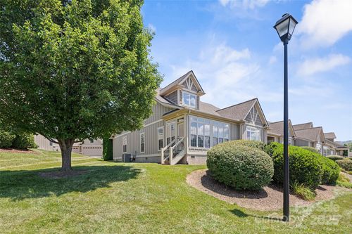 58 Burlington Ln, Fletcher, NC, 28732-9245 | Card Image