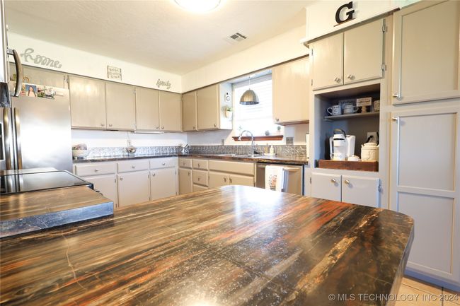 1205 E Ellis Ave, House other with 3 bedrooms, 2 bathrooms and null parking in Davis OK | Image 7
