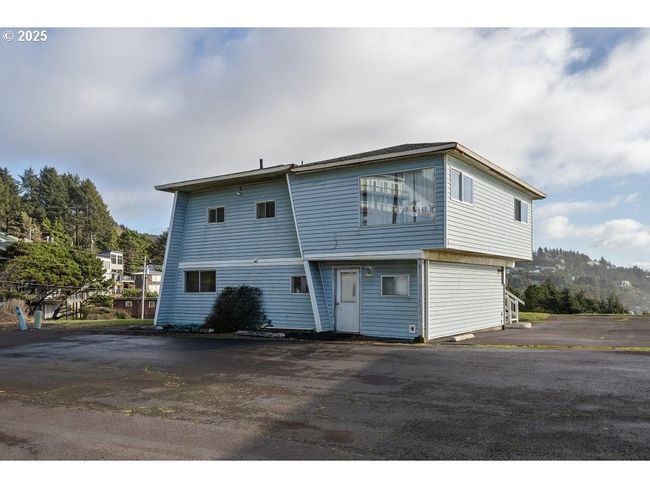 1816 Maxwell Mountain Rd, House other with 12 bedrooms, 9 bathrooms and 4 parking in Oceanside OR | Image 9