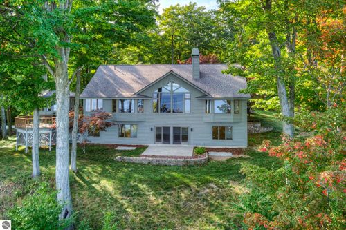 931 S Ridgeview Trl, Suttons Bay, MI, 49682-9620 | Card Image