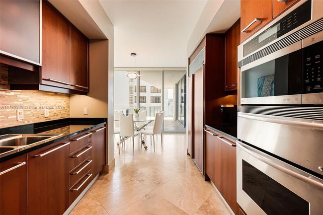 APT-1202 - 3101 S Ocean Dr, Condo with 3 bedrooms, 3 bathrooms and null parking in Hollywood FL | Image 10