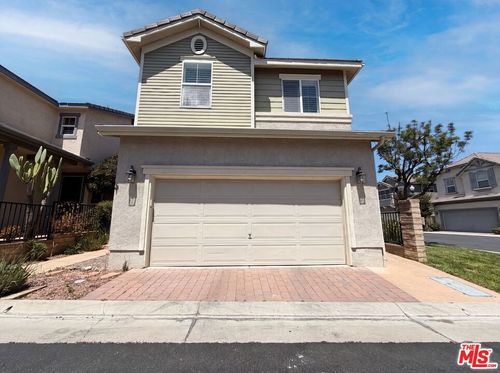 29202 Cowboy Ct, Valencia, CA, 91354-0702 | Card Image
