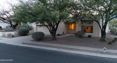 12780 N Pioneer Way, Oro Valley, AZ, 85737 | Card Image