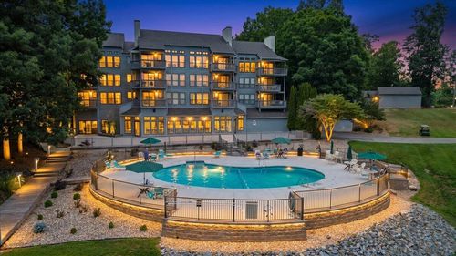 unit-310-75 Dockside Cir, Moneta, VA, 24121-3377 | Card Image