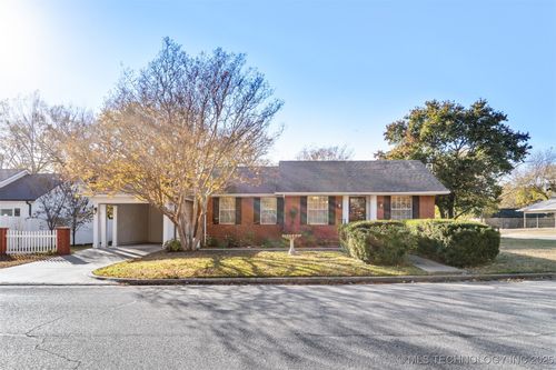 923 N 12th Ave, Durant, OK, 74701-3109 | Card Image