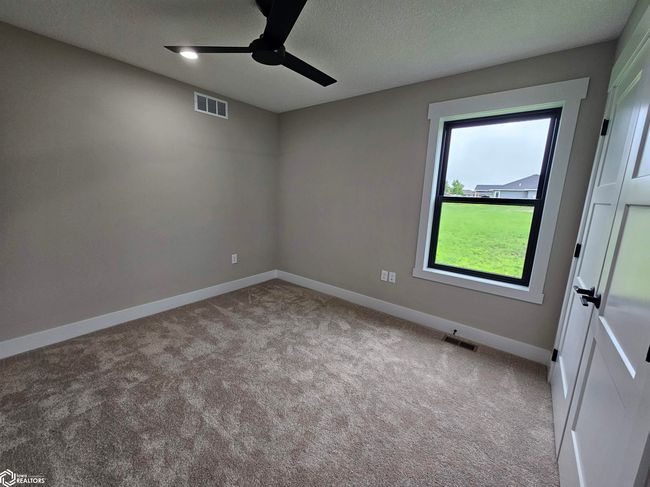 1409 E 10 Th Street, Condo with 4 bedrooms, 3 bathrooms and null parking in Carroll IA | Image 5