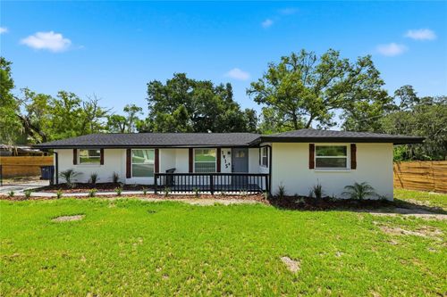 1915 E Mulberry Dr, Tampa, FL, 33604-3543 | Card Image