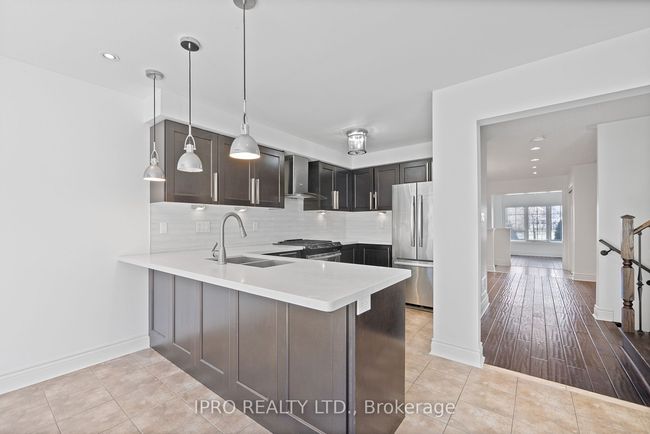 470 Savoline Blvd, House attached with 4 bedrooms, 3 bathrooms and 2 parking in Milton ON | Image 13