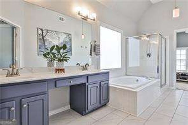 3910 Concord Walk Dr Se, House other with 3 bedrooms, 3 bathrooms and 2 parking in Smyrna GA | Image 14
