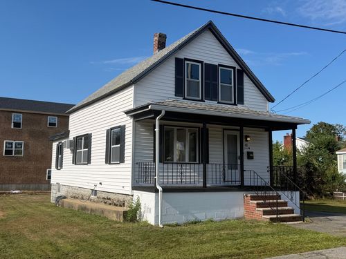 61 Thornton Ave, Methuen, MA, 01844-6438 | Card Image