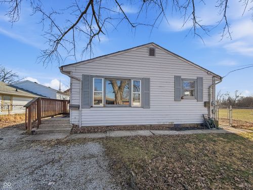 2105 Walker Ave, Indianapolis, IN, 46203-4527 | Card Image