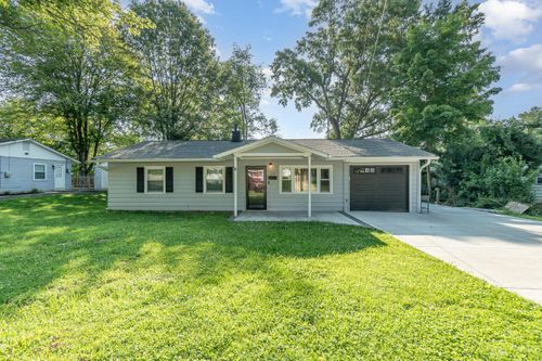 228 Tuscarora Dr, Loveland, OH, 45140-2443 | Card Image