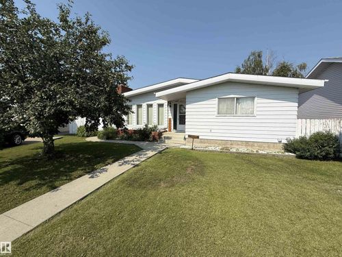10808 109 St, Westlock, AB, T7P1C4 | Card Image