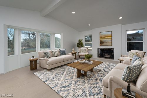 714 Lacy Ln, Las Vegas, NV, 89107-4440 | Card Image