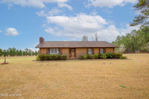 124 Joseph Rd, Aberdeen, NC, 28315-5836 | Card Image