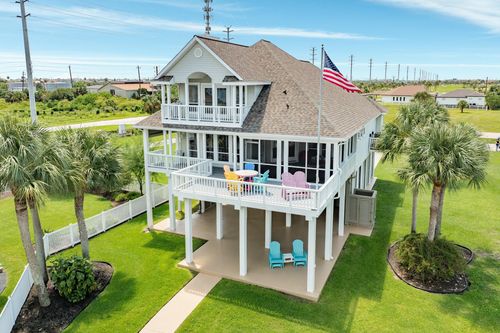 3635 Cove Ln, Galveston, TX, 77554-6433 | Card Image