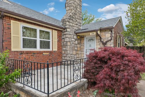 204 S Jamestown Ave, Tulsa, OK, 74112-1114 | Card Image