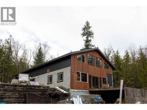 1546 Blind Bay Rd, Blind Bay, BC, V0E1H0 | Card Image