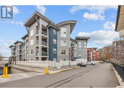 314 - 563 Yates Rd, Condo with 2 bedrooms, 2 bathrooms and 1 parking in Kelowna BC | Image 3